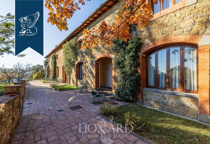 Image No.99-50 Bed Farmhouse for sale