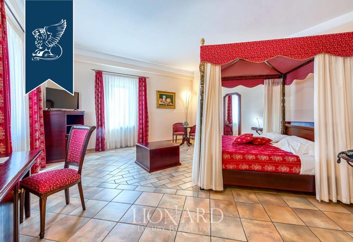 Image No.19-Propriété de 25 chambres à vendre à Avellino