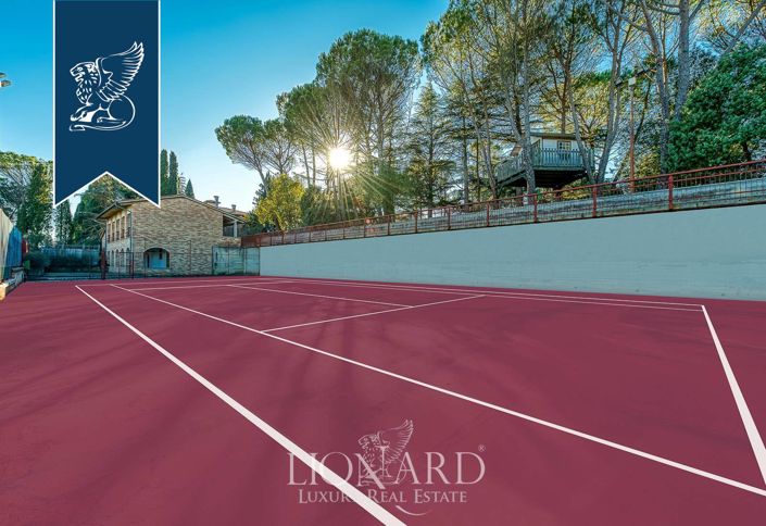 Image No.16-14 Bed Villa for sale