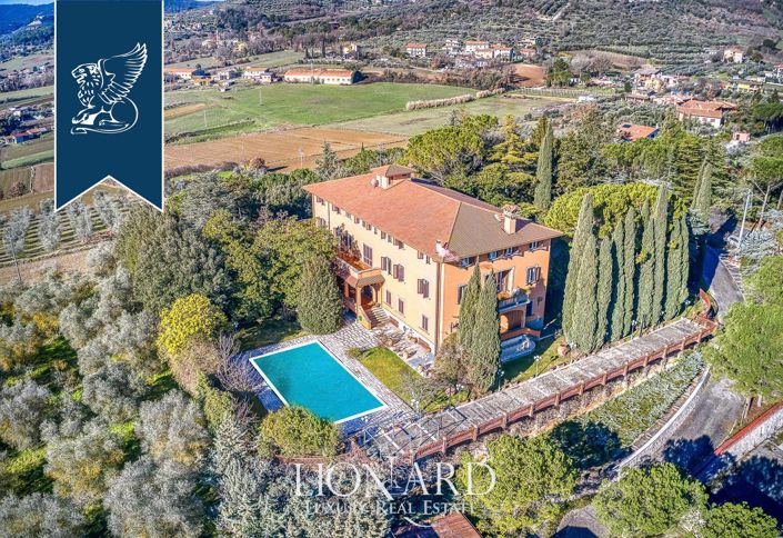 Image No.4-14 Bed Villa for sale