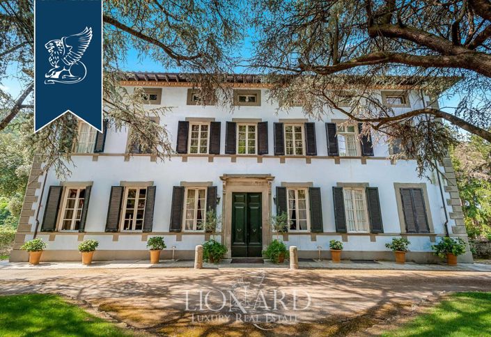 Image No.10-9 Bed Villa for sale