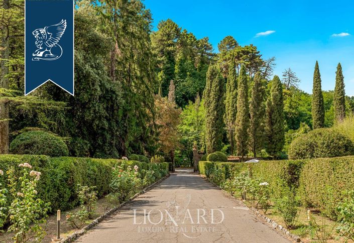 Image No.18-9 Bed Villa for sale