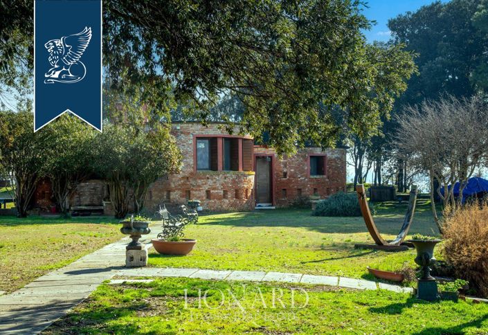 Image No.11-3 Bed Villa for sale