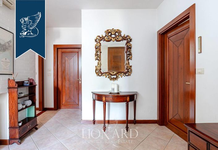 Image No.12-3 Bed Villa for sale