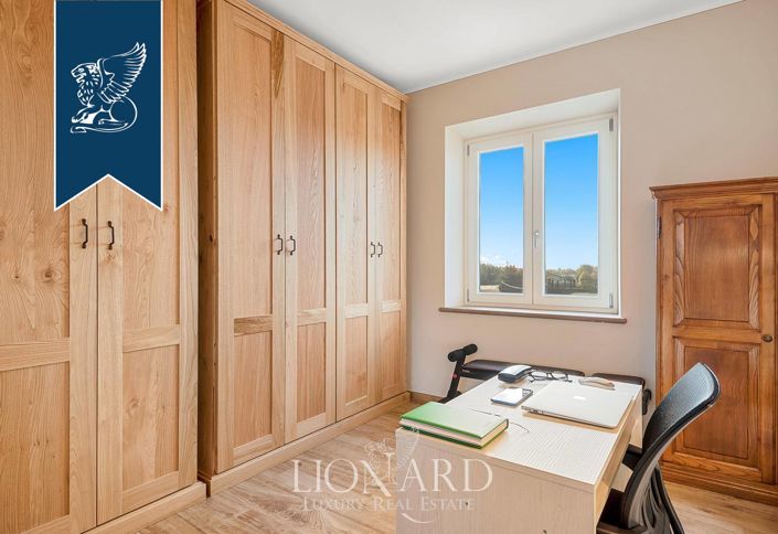 Image No.13-5 Bed Villa for sale