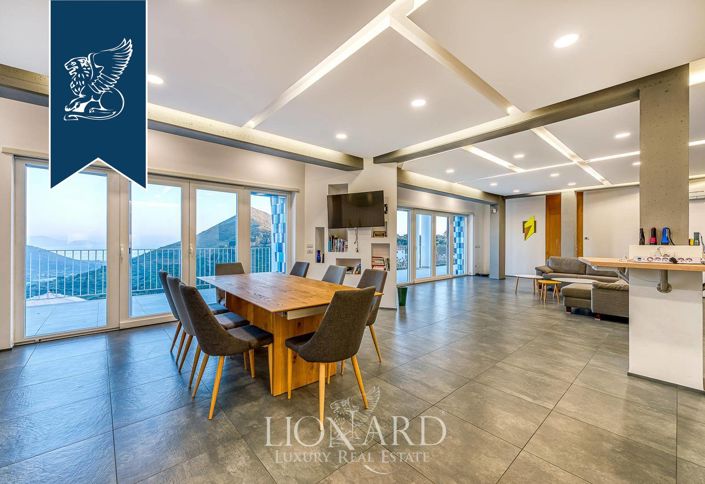 Image No.21-Villa de 15 chambres à vendre à Latina