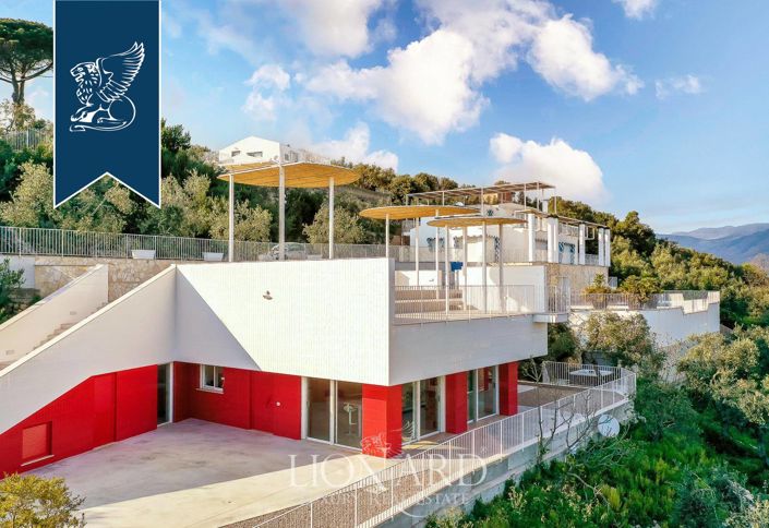 Image No.23-Villa de 15 chambres à vendre à Latina