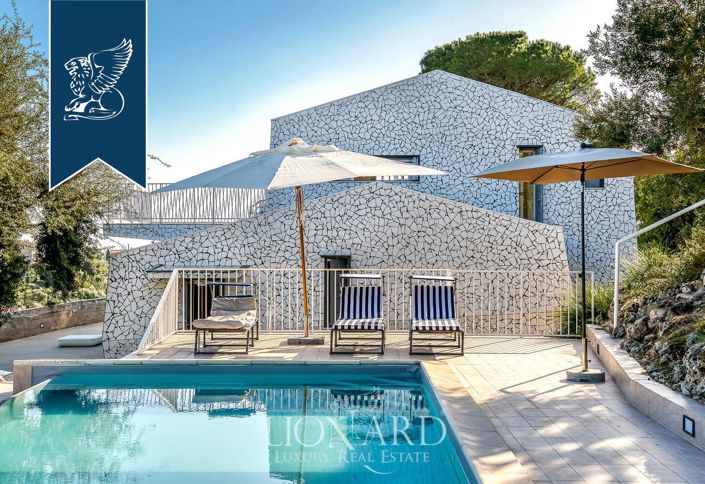 Image No.4-Villa de 15 chambres à vendre à Latina