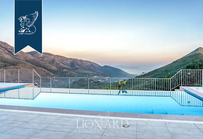 Image No.7-Villa de 15 chambres à vendre à Latina