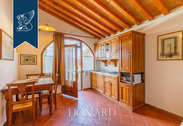 Image No.13-9 Bed Farmhouse for sale