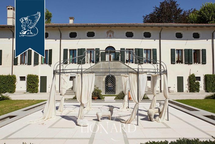 Image No.20-Villa de 17 chambres à vendre à Pordenone