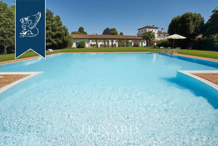 Image No.23-Villa de 17 chambres à vendre à Pordenone