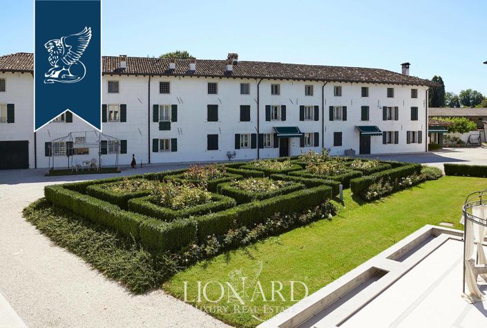Image No.29-Villa de 17 chambres à vendre à Pordenone