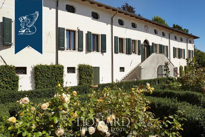 Image No.30-Villa de 17 chambres à vendre à Pordenone