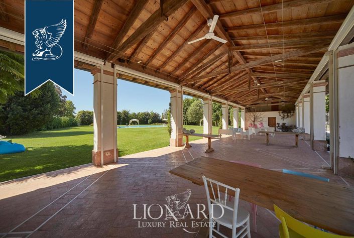 Image No.32-Villa de 17 chambres à vendre à Pordenone