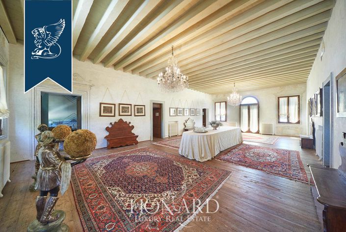 Image No.37-Villa de 17 chambres à vendre à Pordenone