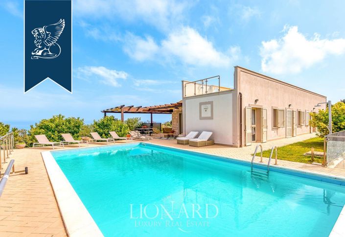 Image No.13-5 Bed Villa for sale