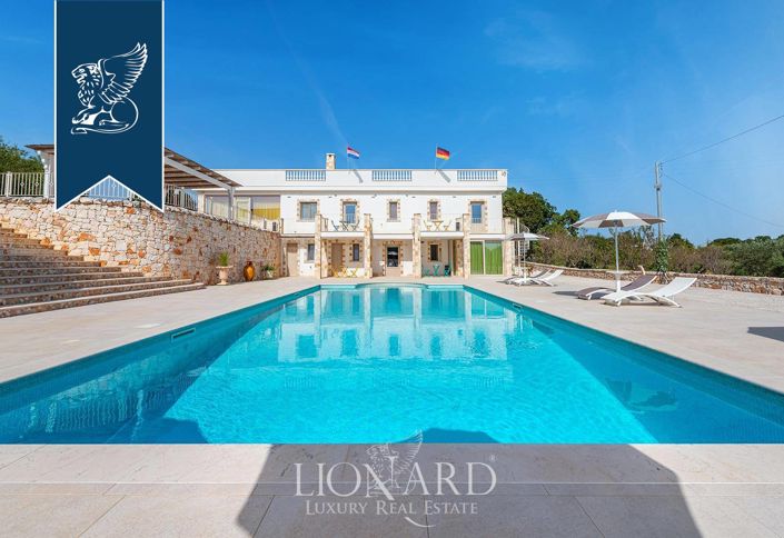 Image No.1-Villa de 7 chambres à vendre à Ostuni