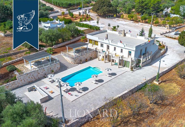 Image No.5-Villa de 7 chambres à vendre à Ostuni