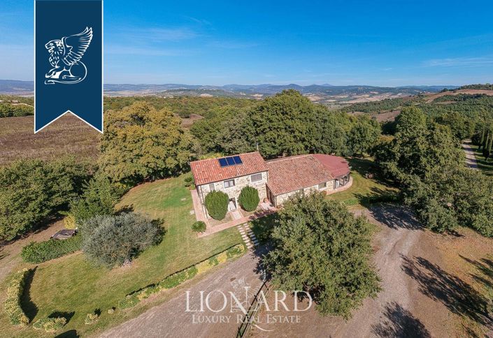 Image No.10-27 Bed Farmhouse for sale