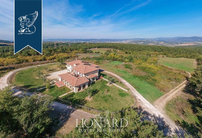 Image No.12-27 Bed Farmhouse for sale