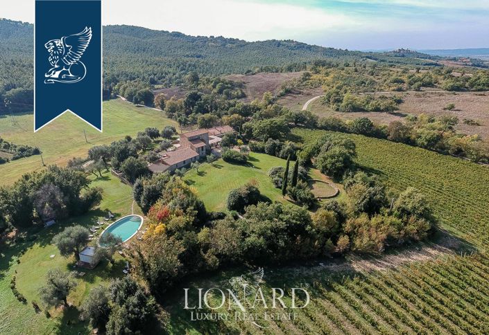 Image No.16-27 Bed Farmhouse for sale