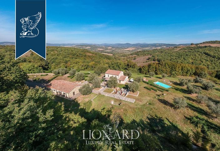 Image No.3-27 Bed Farmhouse for sale