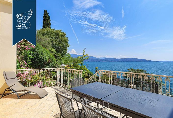 Image No.20-2 Bed Apartment for sale