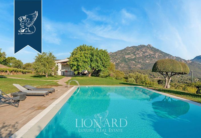 Image No.10-3 Bed Villa for sale