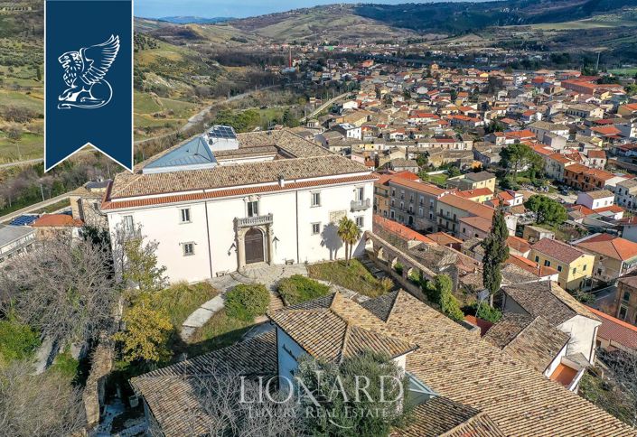 Image No.1-Propriété de 10 chambres à vendre à Torre de'Passeri