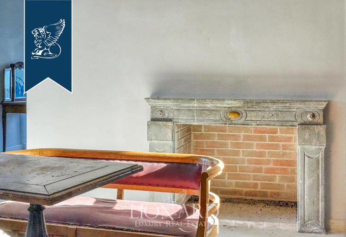 Image No.9-10 Bed Property for sale