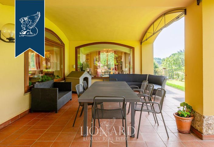 Image No.13-Villa de 5 chambres à vendre à Lombardie