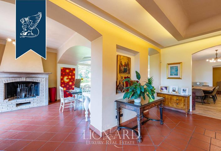 Image No.19-Villa de 5 chambres à vendre à Lombardie