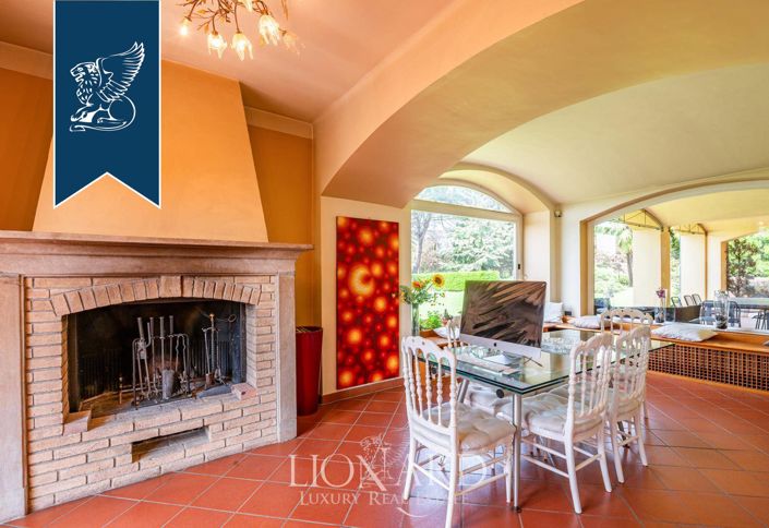 Image No.20-Villa de 5 chambres à vendre à Lombardie