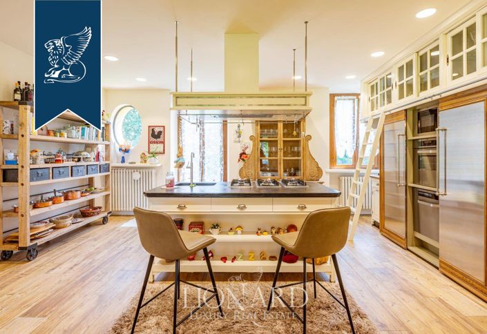 Image No.25-Villa de 5 chambres à vendre à Lombardie