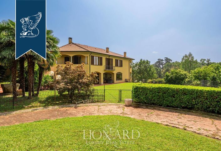 Image No.5-Villa de 5 chambres à vendre à Lombardie