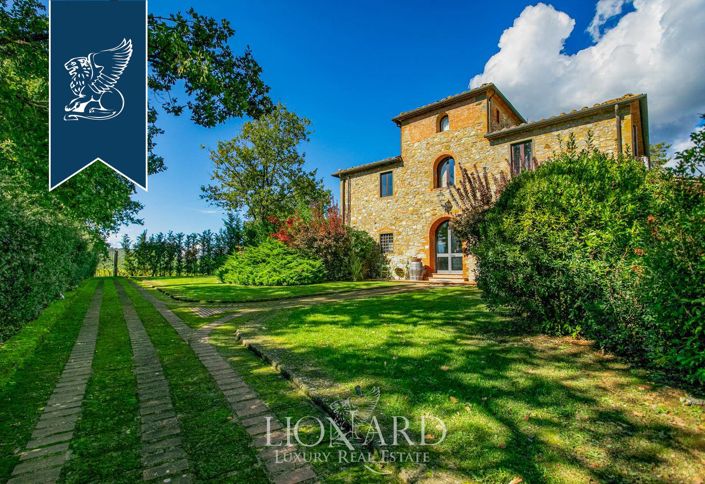 Image No.1-9 Bed Country House for sale