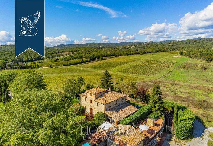 Image No.19-9 Bed Country House for sale