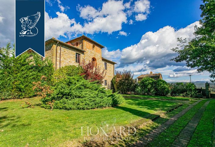 Image No.3-9 Bed Country House for sale