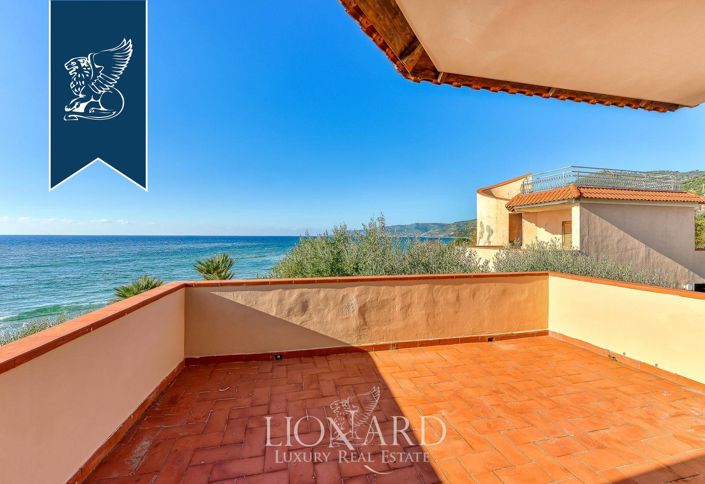 Image No.15-5 Bed Villa for sale