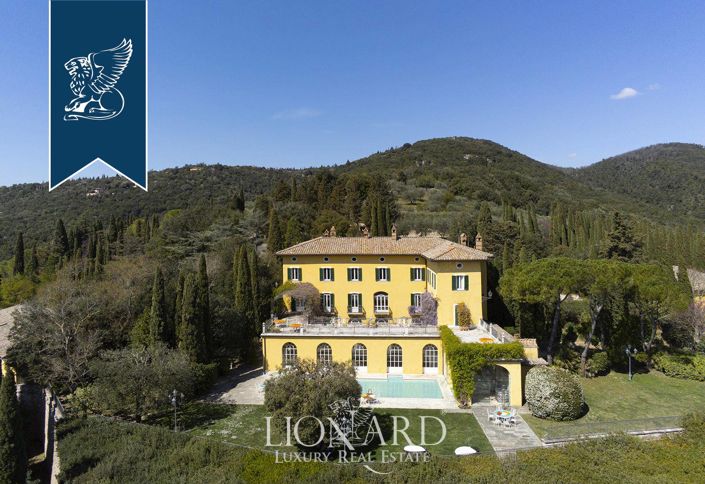 Image No.2-4 Bed Villa for sale