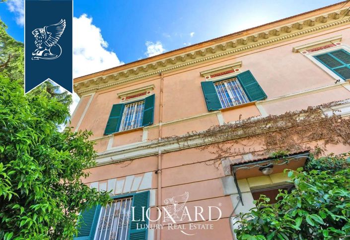 Image No.5-8 Bed Villa for sale