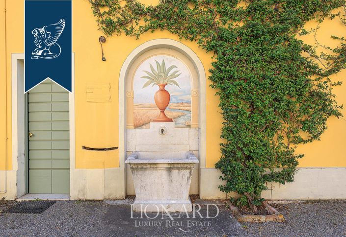 Image No.11-9 Bed Villa for sale