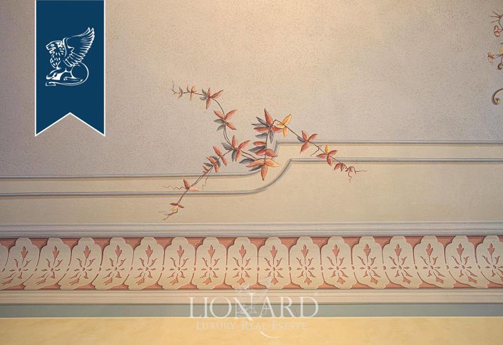 Image No.28-9 Bed Villa for sale