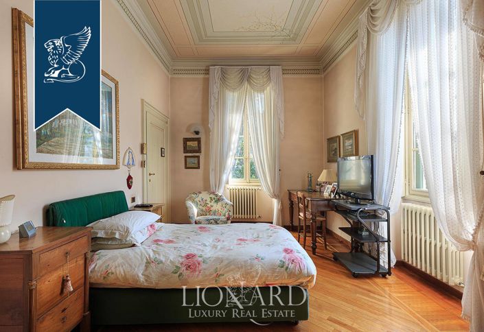 Image No.33-9 Bed Villa for sale