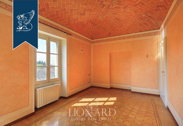 Image No.38-9 Bed Villa for sale