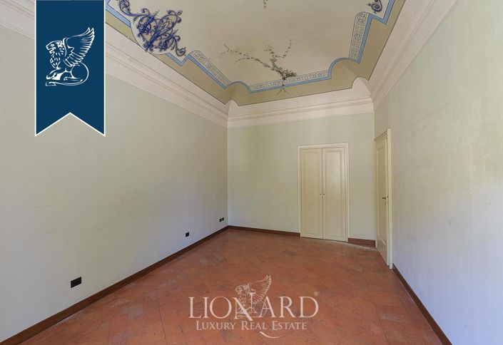 Image No.47-9 Bed Villa for sale