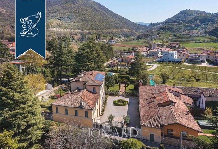 Image No.50-9 Bed Villa for sale