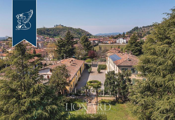 Image No.51-9 Bed Villa for sale