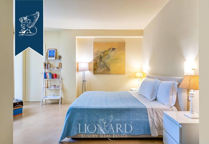 Image No.35-10 Bed Villa for sale